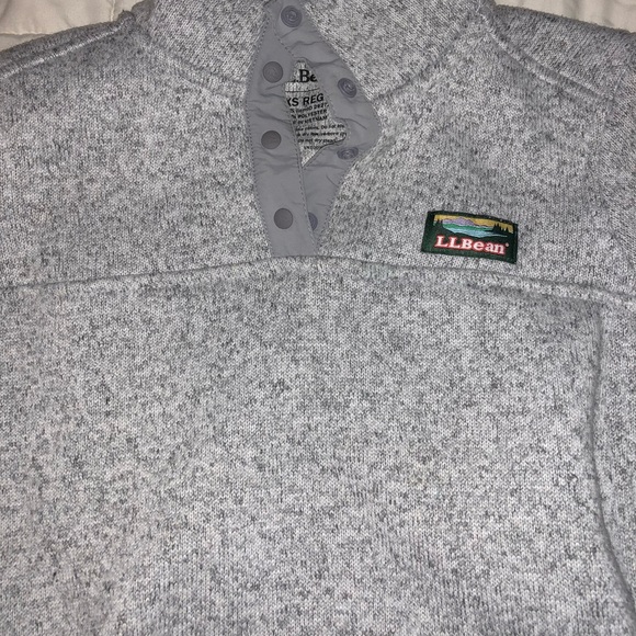 LL BEAN sweater - Picture 1 of 3